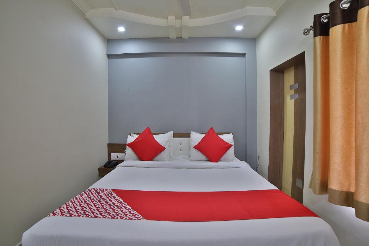 Hotel Loyal Residency Jāmnagar Εξωτερικό φωτογραφία